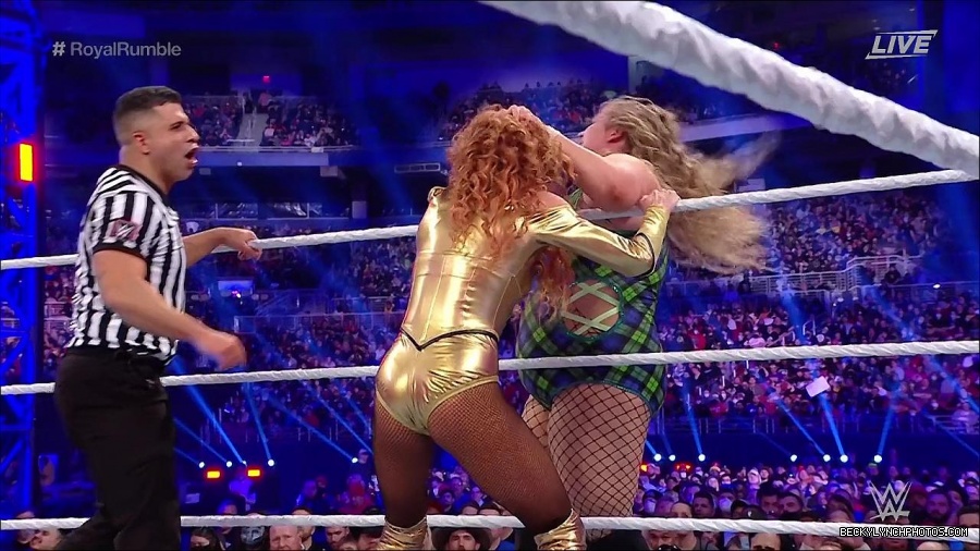 WWE_Royal_Rumble_2022_720p_WEB_h264-HEEL_mp4_007204044.jpg