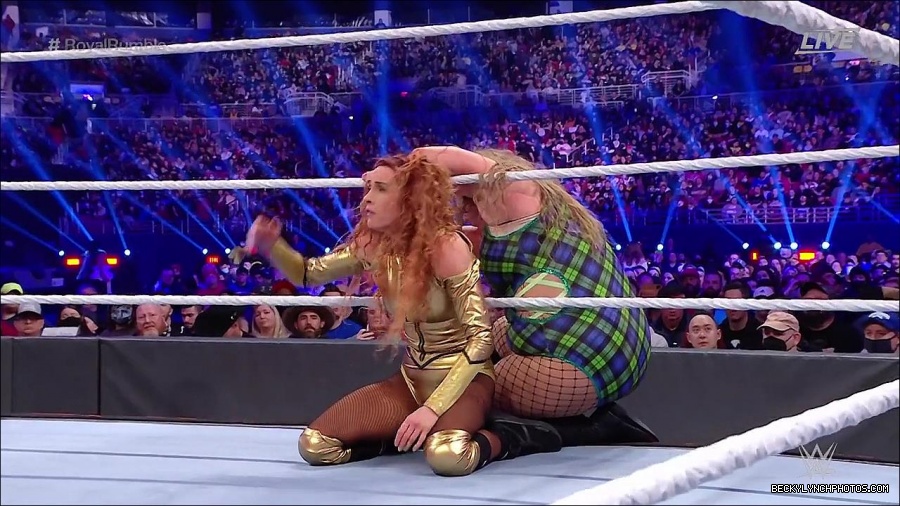 WWE_Royal_Rumble_2022_720p_WEB_h264-HEEL_mp4_007231644.jpg