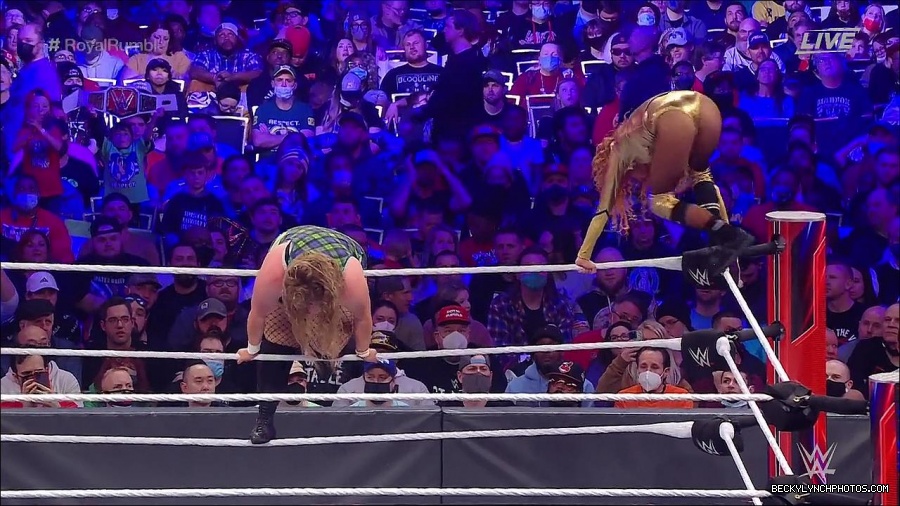 WWE_Royal_Rumble_2022_720p_WEB_h264-HEEL_mp4_007249644.jpg