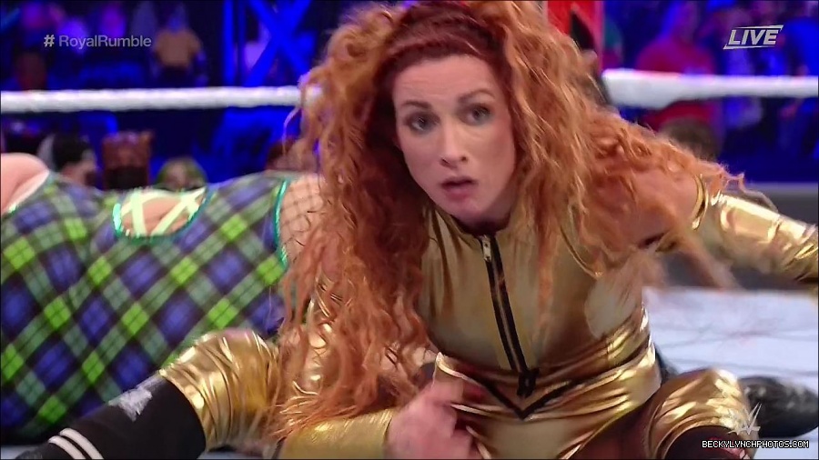 WWE_Royal_Rumble_2022_720p_WEB_h264-HEEL_mp4_007264044.jpg