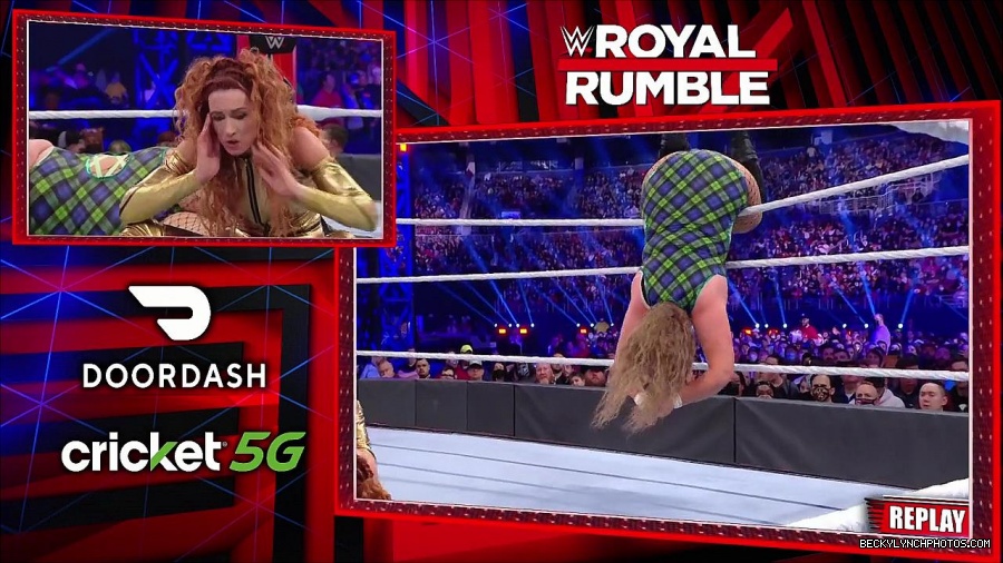 WWE_Royal_Rumble_2022_720p_WEB_h264-HEEL_mp4_007271644.jpg