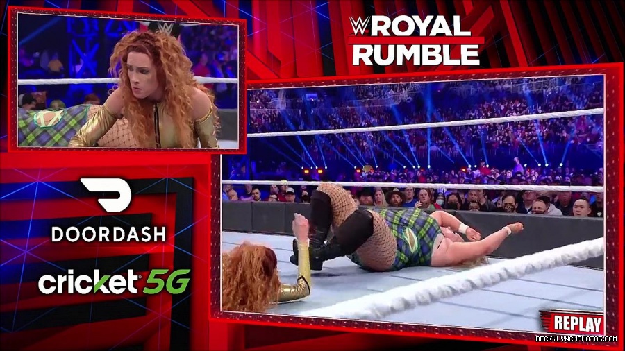 WWE_Royal_Rumble_2022_720p_WEB_h264-HEEL_mp4_007272444.jpg