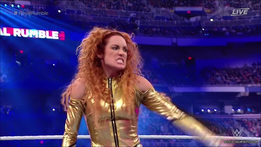 WWE_Royal_Rumble_2022_720p_WEB_h264-HEEL_mp4_007280444.jpg