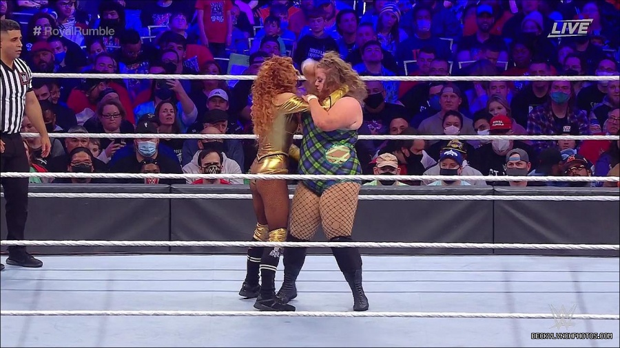 WWE_Royal_Rumble_2022_720p_WEB_h264-HEEL_mp4_007291644.jpg