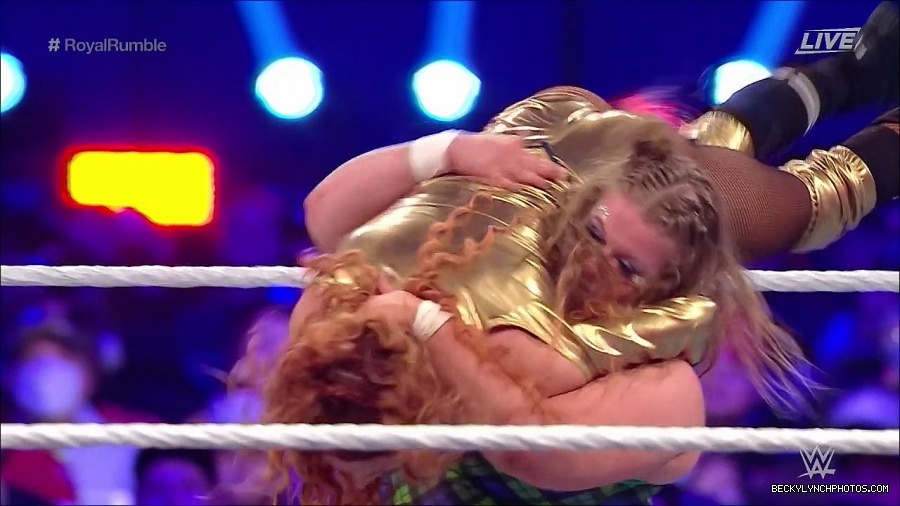 WWE_Royal_Rumble_2022_720p_WEB_h264-HEEL_mp4_007293244.jpg