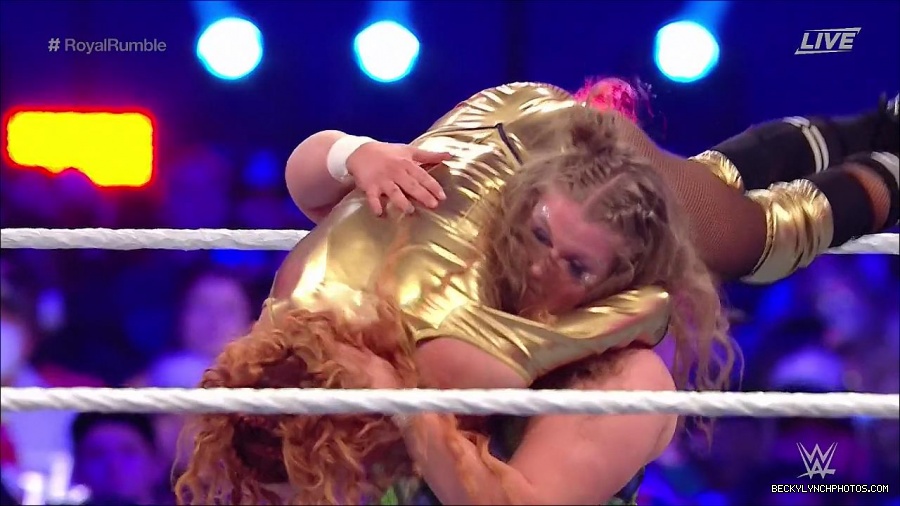 WWE_Royal_Rumble_2022_720p_WEB_h264-HEEL_mp4_007293644.jpg