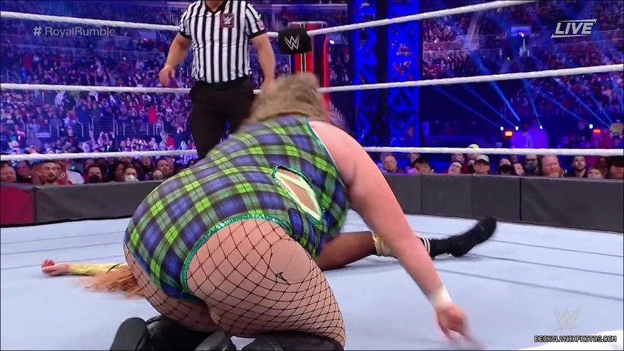 WWE_Royal_Rumble_2022_720p_WEB_h264-HEEL_mp4_007296844.jpg