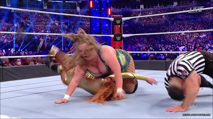 WWE_Royal_Rumble_2022_720p_WEB_h264-HEEL_mp4_007300844.jpg