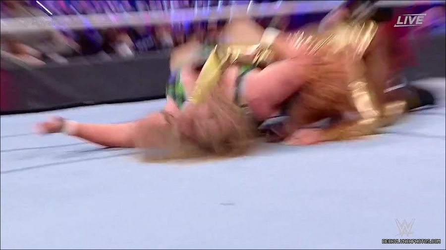WWE_Royal_Rumble_2022_720p_WEB_h264-HEEL_mp4_007337711.jpg