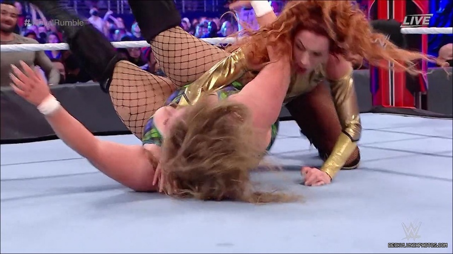 WWE_Royal_Rumble_2022_720p_WEB_h264-HEEL_mp4_007338111.jpg