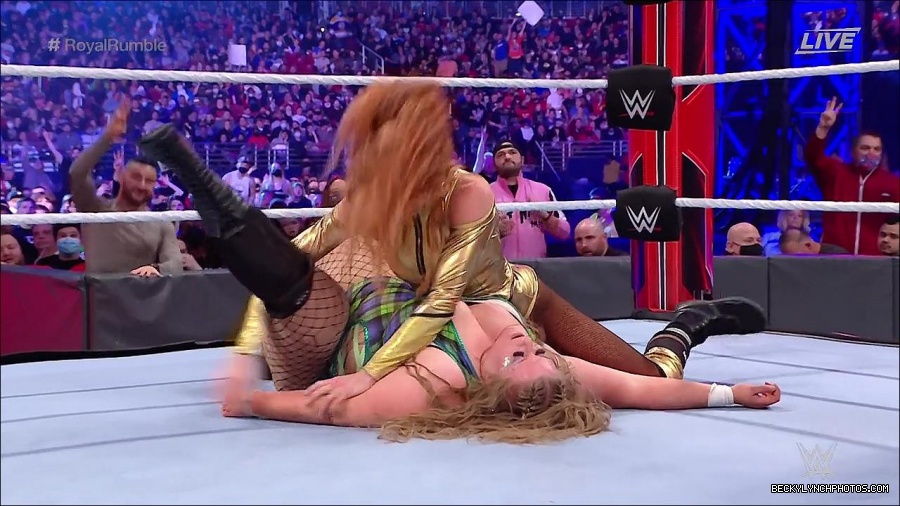 WWE_Royal_Rumble_2022_720p_WEB_h264-HEEL_mp4_007342511.jpg