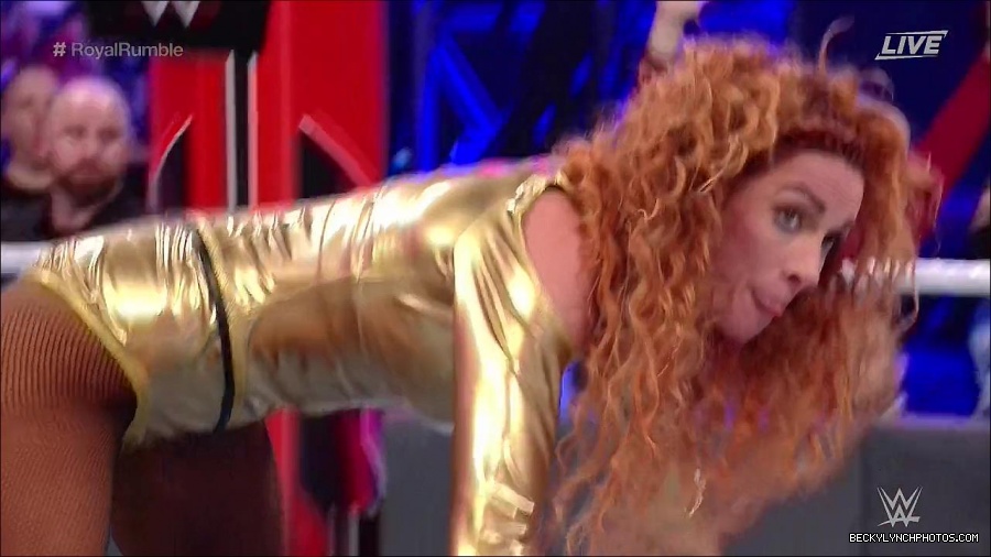 WWE_Royal_Rumble_2022_720p_WEB_h264-HEEL_mp4_007346111.jpg