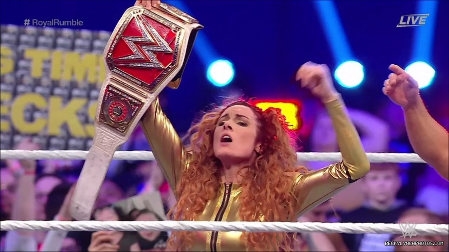 WWE_Royal_Rumble_2022_720p_WEB_h264-HEEL_mp4_007353711.jpg