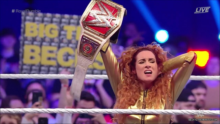 WWE_Royal_Rumble_2022_720p_WEB_h264-HEEL_mp4_007355311.jpg