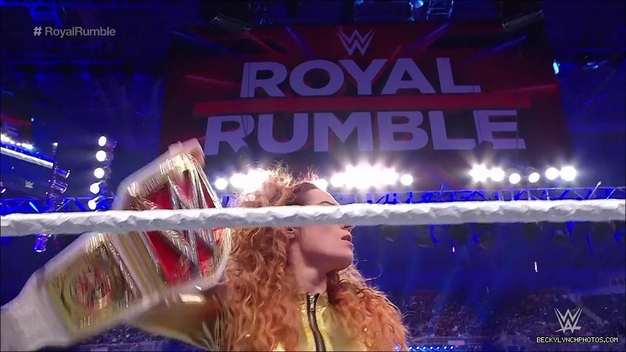 WWE_Royal_Rumble_2022_720p_WEB_h264-HEEL_mp4_007366111.jpg