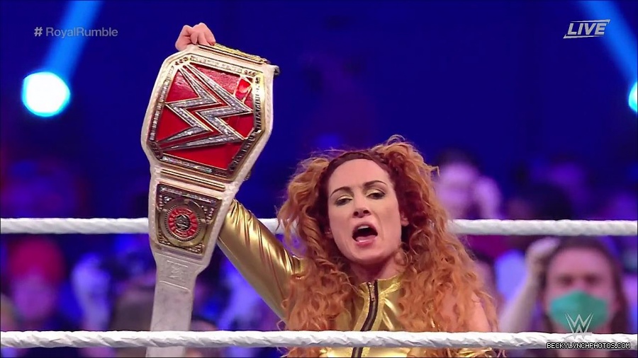 WWE_Royal_Rumble_2022_720p_WEB_h264-HEEL_mp4_007389711.jpg