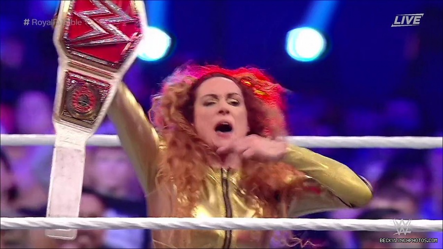 WWE_Royal_Rumble_2022_720p_WEB_h264-HEEL_mp4_007392111.jpg