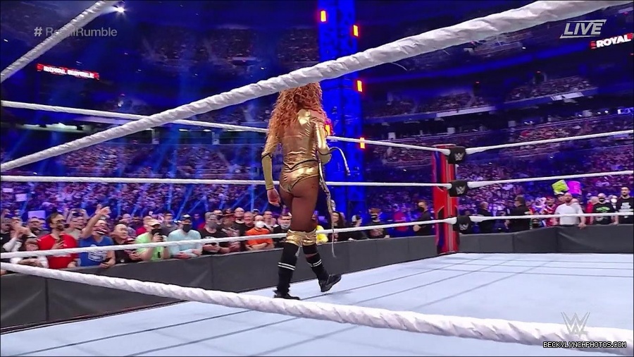 WWE_Royal_Rumble_2022_720p_WEB_h264-HEEL_mp4_007397711.jpg