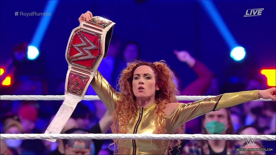 WWE_Royal_Rumble_2022_720p_WEB_h264-HEEL_mp4_007408111.jpg