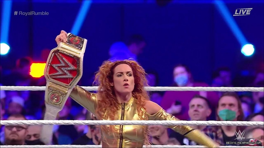 WWE_Royal_Rumble_2022_720p_WEB_h264-HEEL_mp4_007408911.jpg