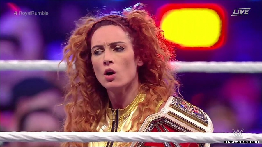 WWE_Royal_Rumble_2022_720p_WEB_h264-HEEL_mp4_007415311.jpg