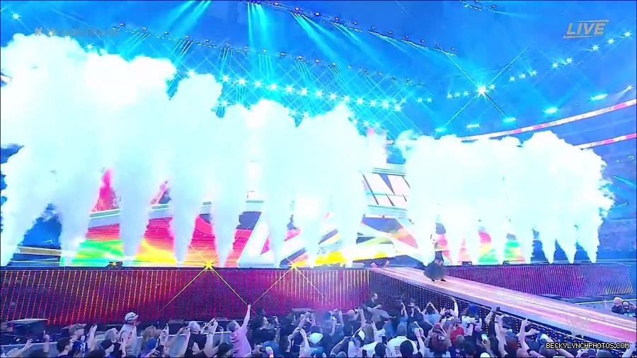 WM38_DAY_1_mp4_000013533.jpg