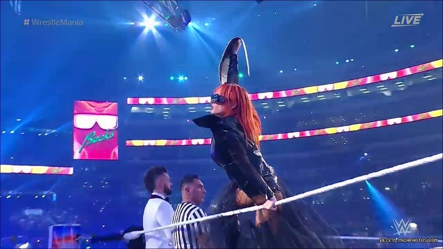 WM38_DAY_1_mp4_000077933.jpg
