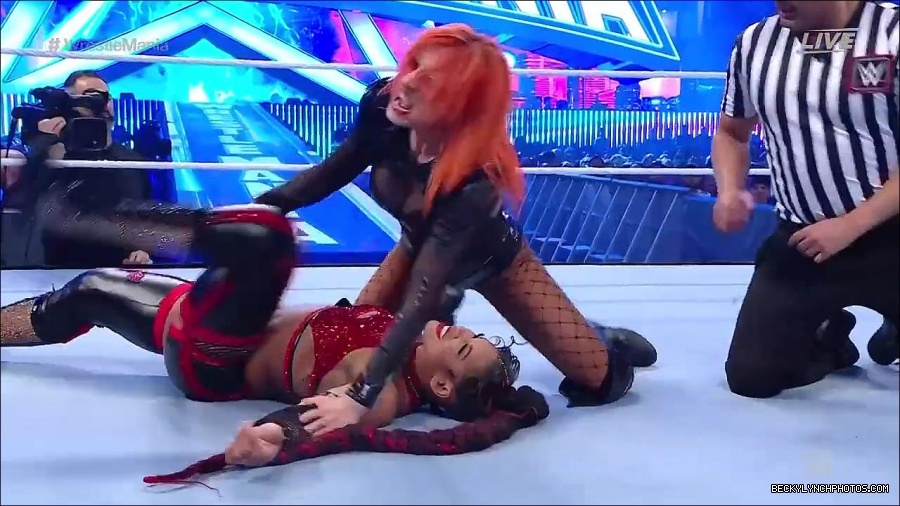 WM38_DAY_1_mp4_000575733.jpg