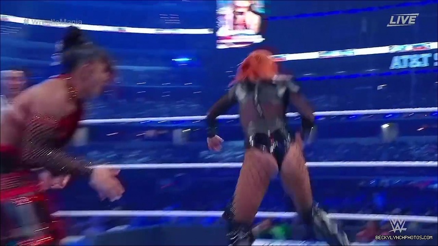 WM38_DAY_1_mp4_001034233.jpg