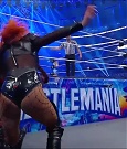 WM38_DAY_1_mp4_001423600.jpg