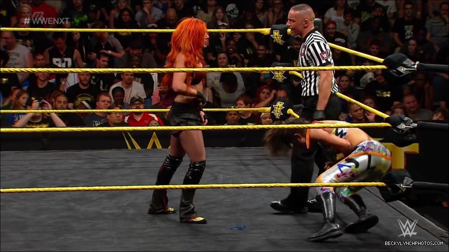 WWE_NXT21_mp4_002917933.jpg
