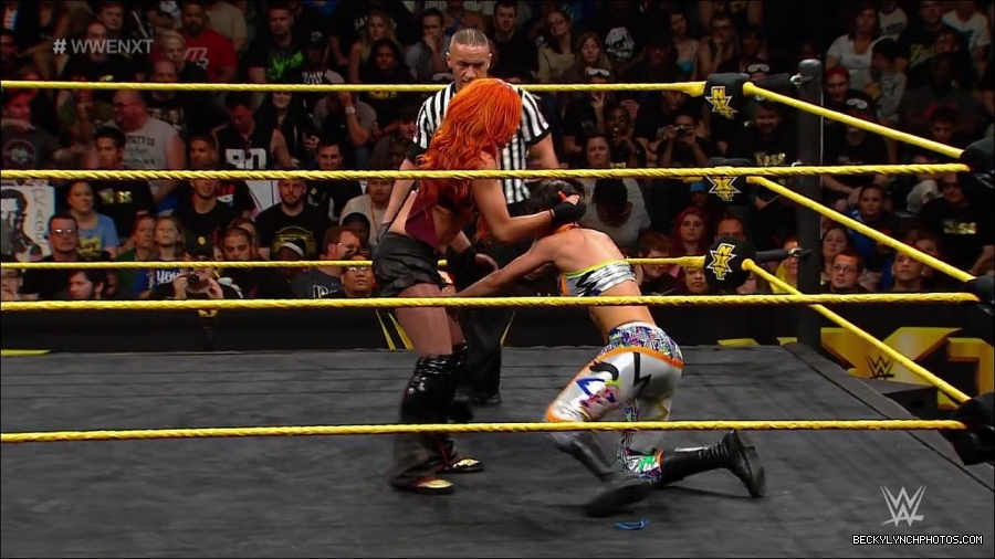 WWE_NXT21_mp4_002921133.jpg