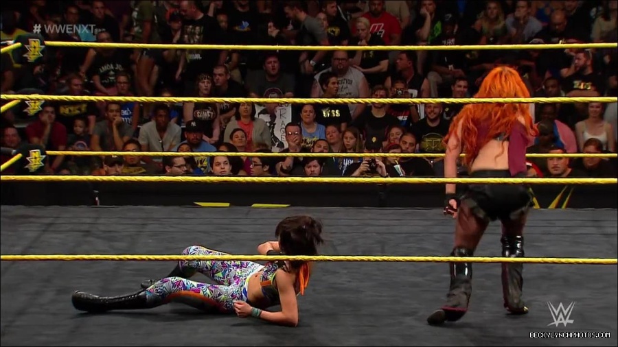 WWE_NXT21_mp4_003137166.jpg