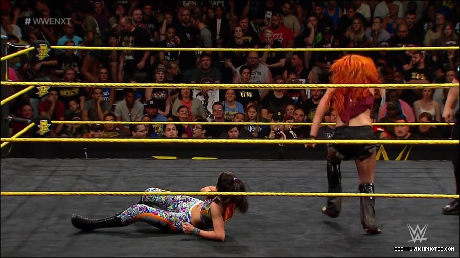 WWE_NXT21_mp4_003137966.jpg