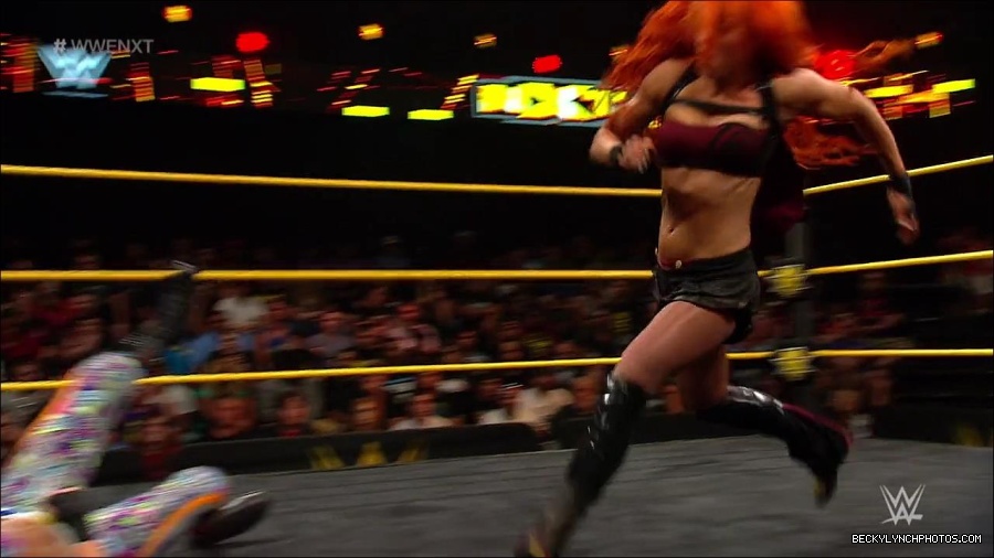 WWE_NXT21_mp4_003140366.jpg