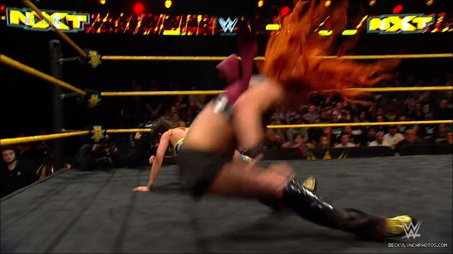 WWE_NXT21_mp4_003141166.jpg