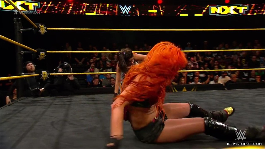 WWE_NXT21_mp4_003143566.jpg