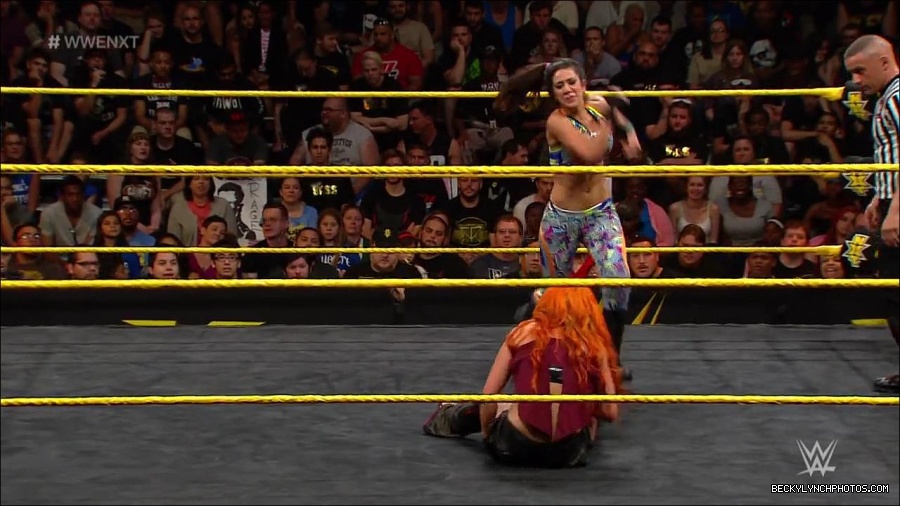 WWE_NXT21_mp4_003145966.jpg