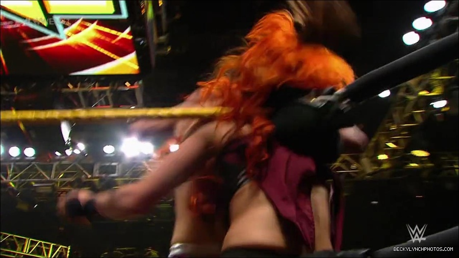 WWE_NXT21_mp4_003160366.jpg