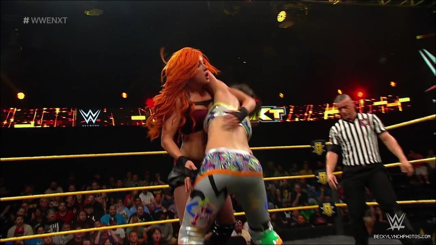 WWE_NXT21_mp4_003268366.jpg