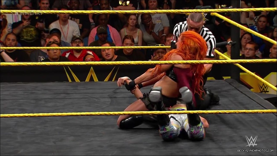 WWE_NXT21_mp4_003280366.jpg