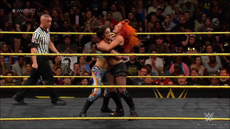 WWE_NXT21_mp4_003329166.jpg
