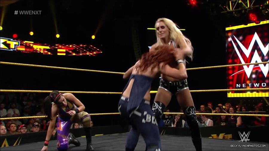 WWE_NXT37_mp4_000824233.jpg