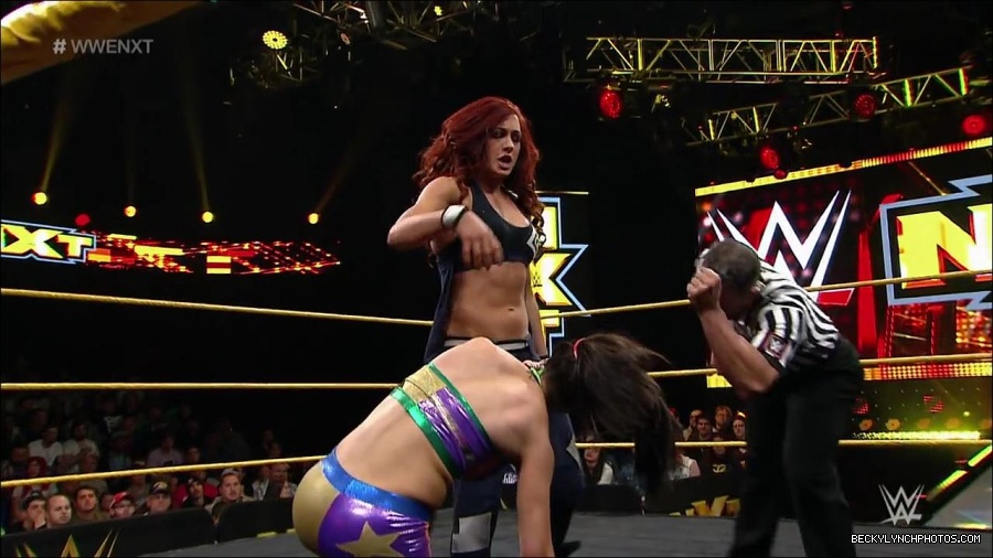 WWE_NXT37_mp4_000987433.jpg