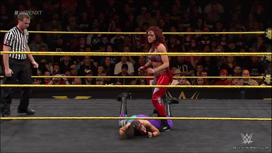 WWE_NXT45_mp4_001618366.jpg