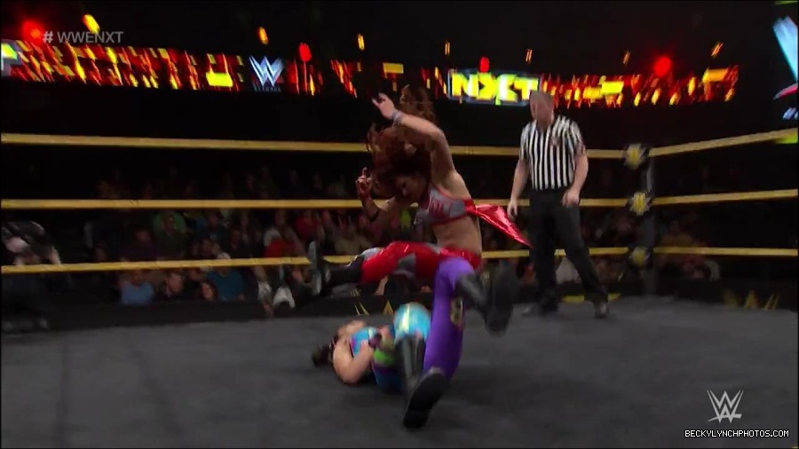 WWE_NXT45_mp4_001640366.jpg
