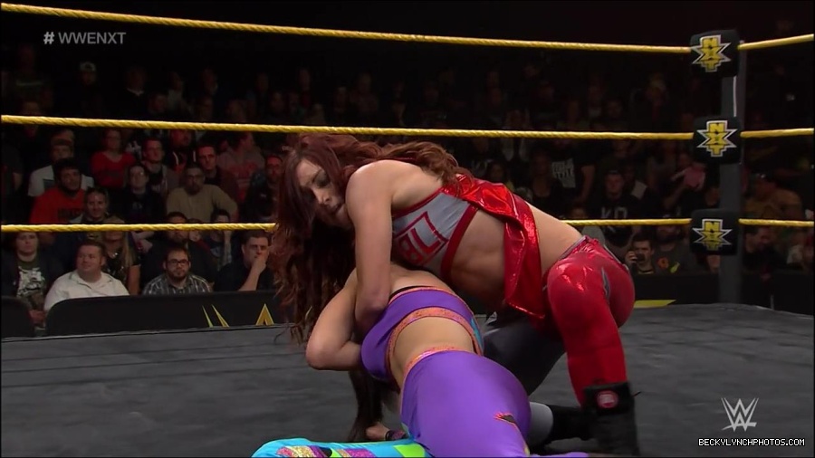 WWE_NXT45_mp4_001671166.jpg