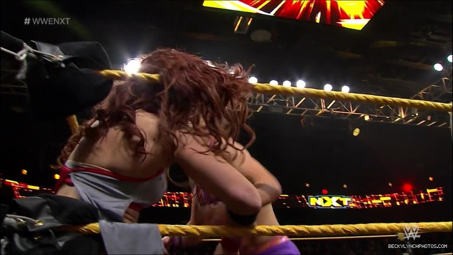WWE_NXT45_mp4_001764366.jpg