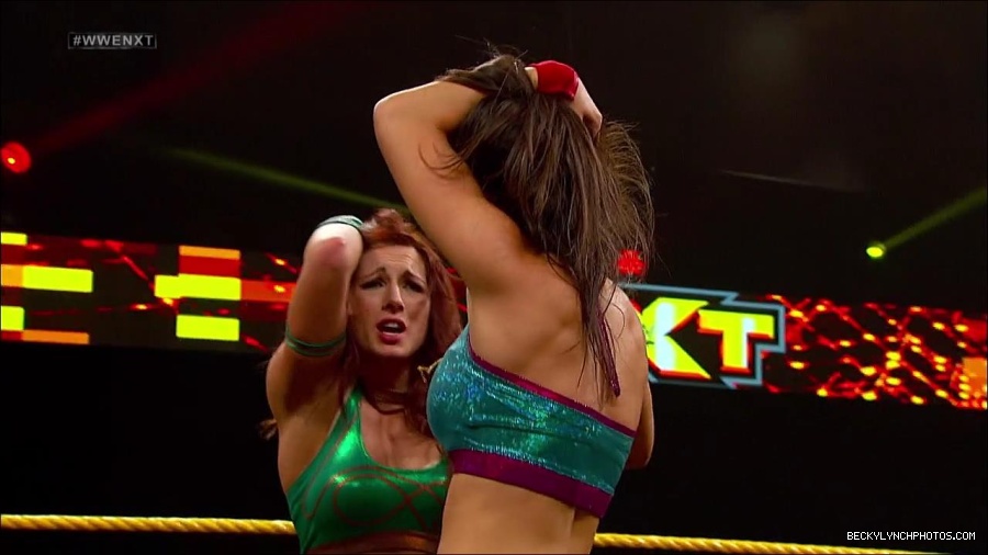 WWE_NXT26_mp4_001333866.jpg