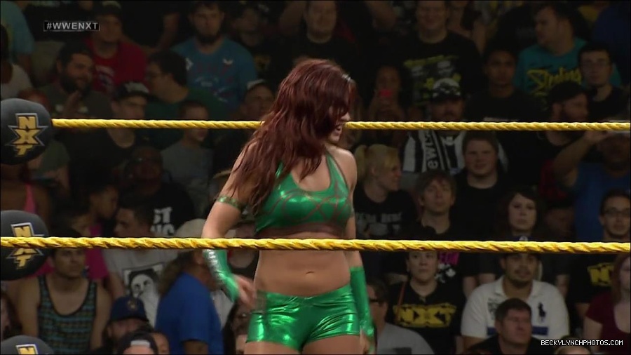 WWE_NXT22_mp4_000800666.jpg